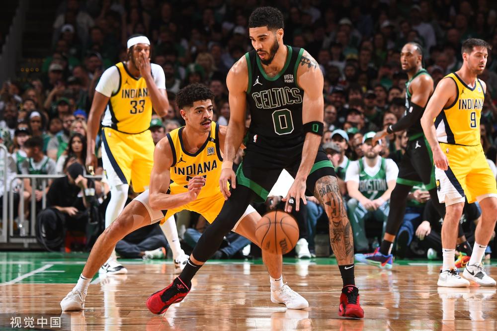 的致意动作 的致意动作