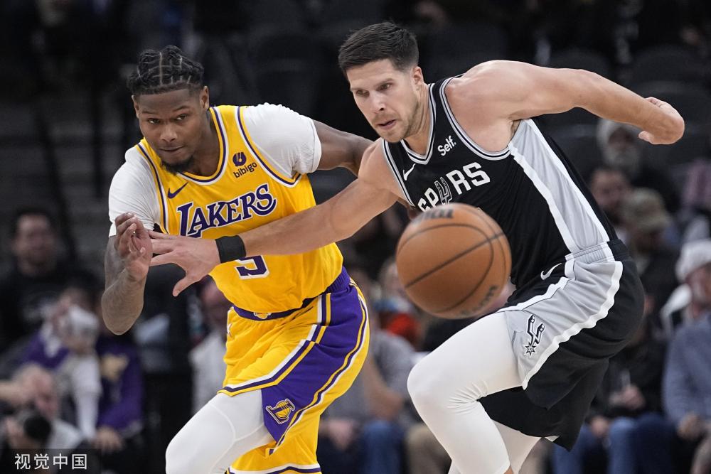 色的表现拿 色的表现拿